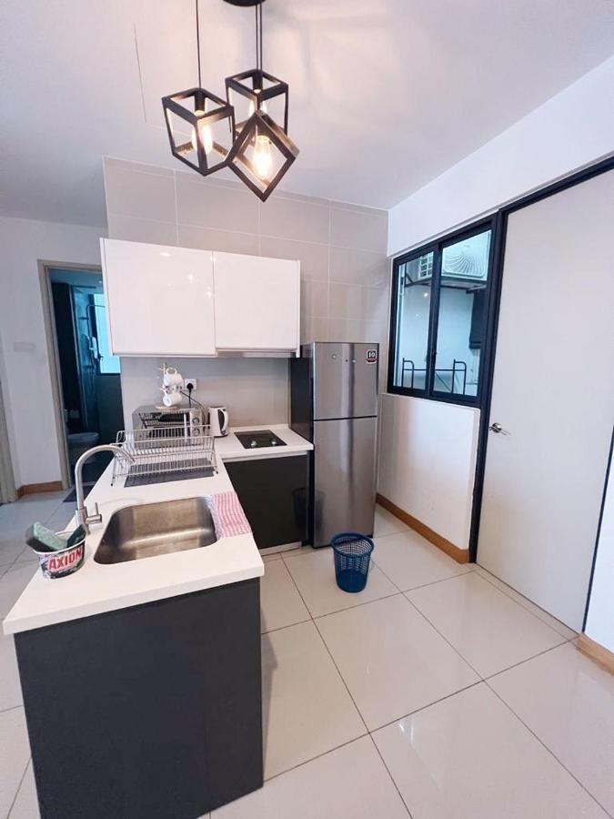 Connected Train 3 Bedrooms - Above Klgateway Mall 14 كوالالمبور المظهر الخارجي الصورة