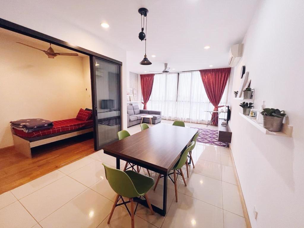 Connected Train 3 Bedrooms - Above Klgateway Mall 14 كوالالمبور المظهر الخارجي الصورة